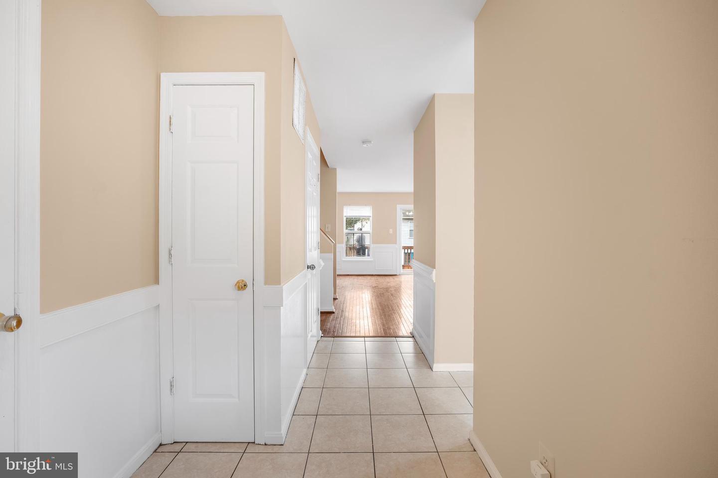 22078 MANNING SQ, STERLING, Virginia 20166, 4 Bedrooms Bedrooms, ,3 BathroomsBathrooms,Residential,For sale,22078 MANNING SQ,VALO2114000 MLS # VALO2114000