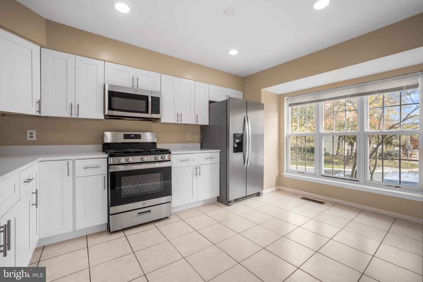 22078 MANNING SQ, STERLING, Virginia 20166, 4 Bedrooms Bedrooms, ,3 BathroomsBathrooms,Residential,For sale,22078 MANNING SQ,VALO2114000 MLS # VALO2114000