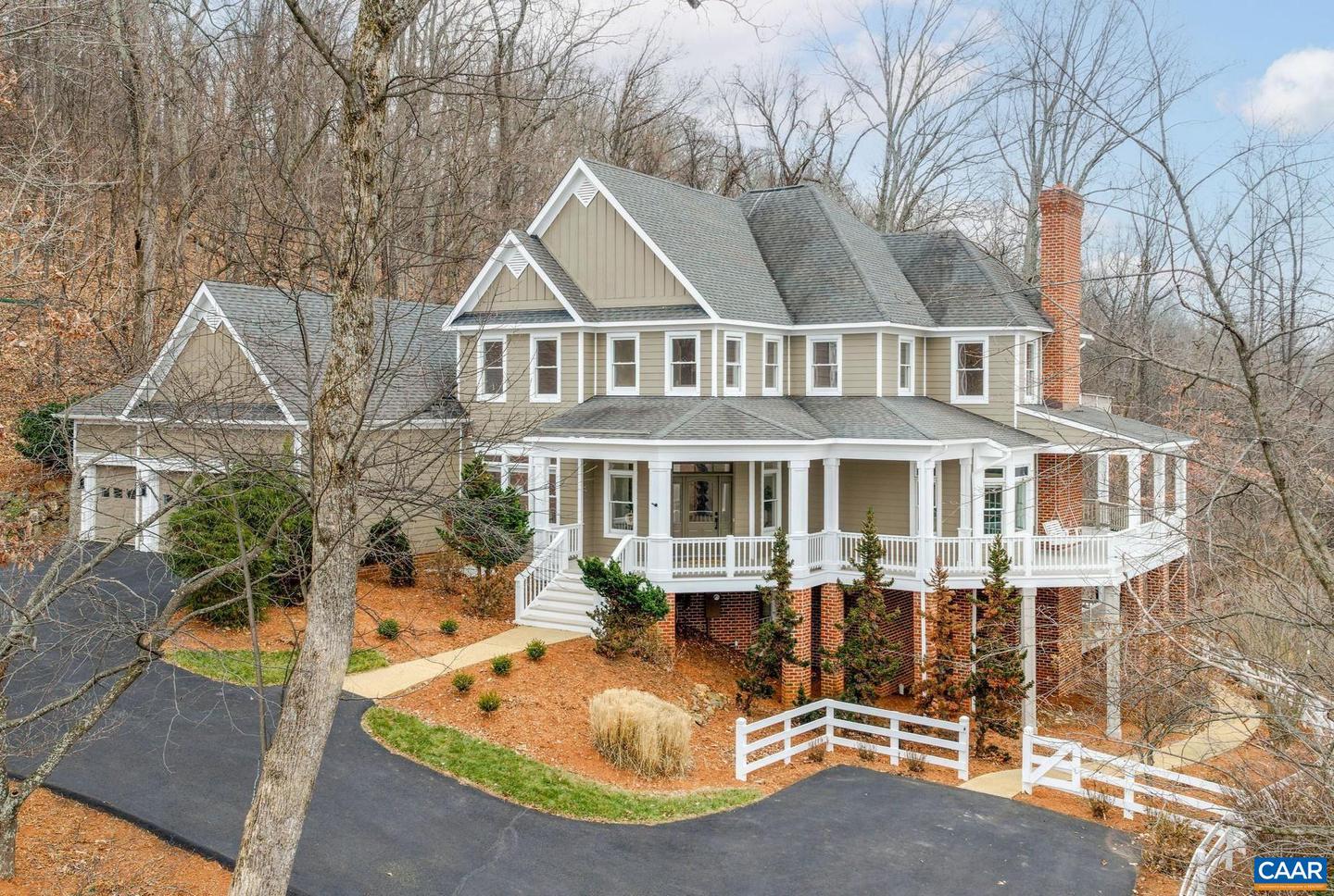 2556 SUMMIT RIDGE TRL, CHARLOTTESVILLE, Virginia 22911, 4 Bedrooms Bedrooms, ,4 BathroomsBathrooms,Residential,For sale,2556 SUMMIT RIDGE TRL,672480 MLS # 672480