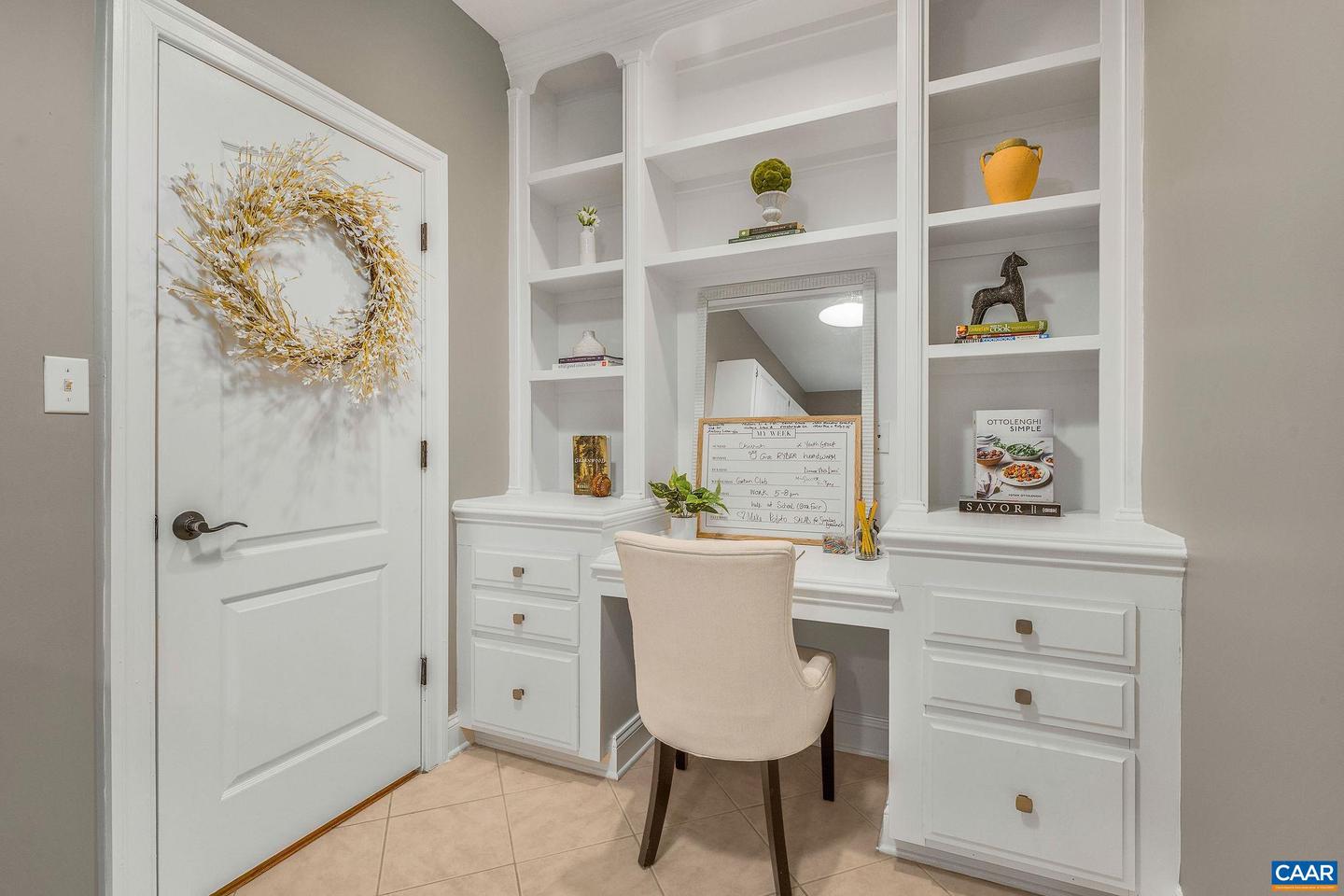 2556 SUMMIT RIDGE TRL, CHARLOTTESVILLE, Virginia 22911, 4 Bedrooms Bedrooms, ,4 BathroomsBathrooms,Residential,For sale,2556 SUMMIT RIDGE TRL,672480 MLS # 672480