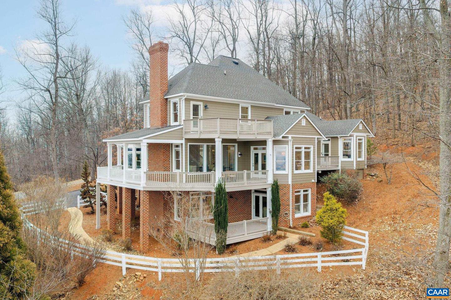 2556 SUMMIT RIDGE TRL, CHARLOTTESVILLE, Virginia 22911, 4 Bedrooms Bedrooms, ,4 BathroomsBathrooms,Residential,For sale,2556 SUMMIT RIDGE TRL,672480 MLS # 672480