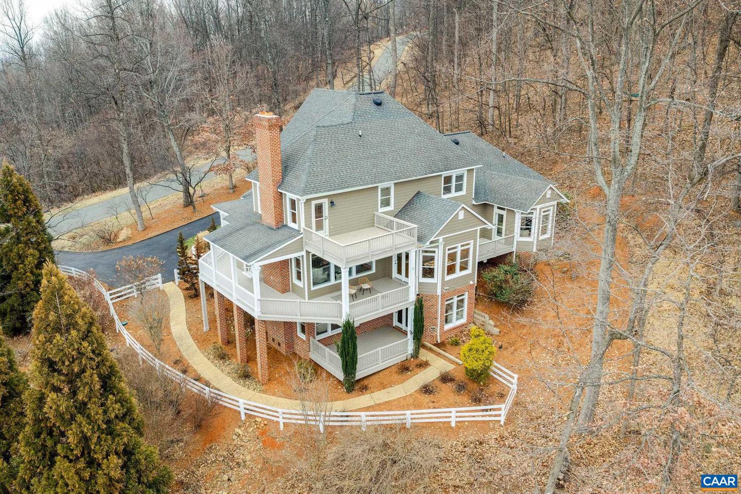 2556 SUMMIT RIDGE TRL, CHARLOTTESVILLE, Virginia 22911, 4 Bedrooms Bedrooms, ,4 BathroomsBathrooms,Residential,For sale,2556 SUMMIT RIDGE TRL,672480 MLS # 672480