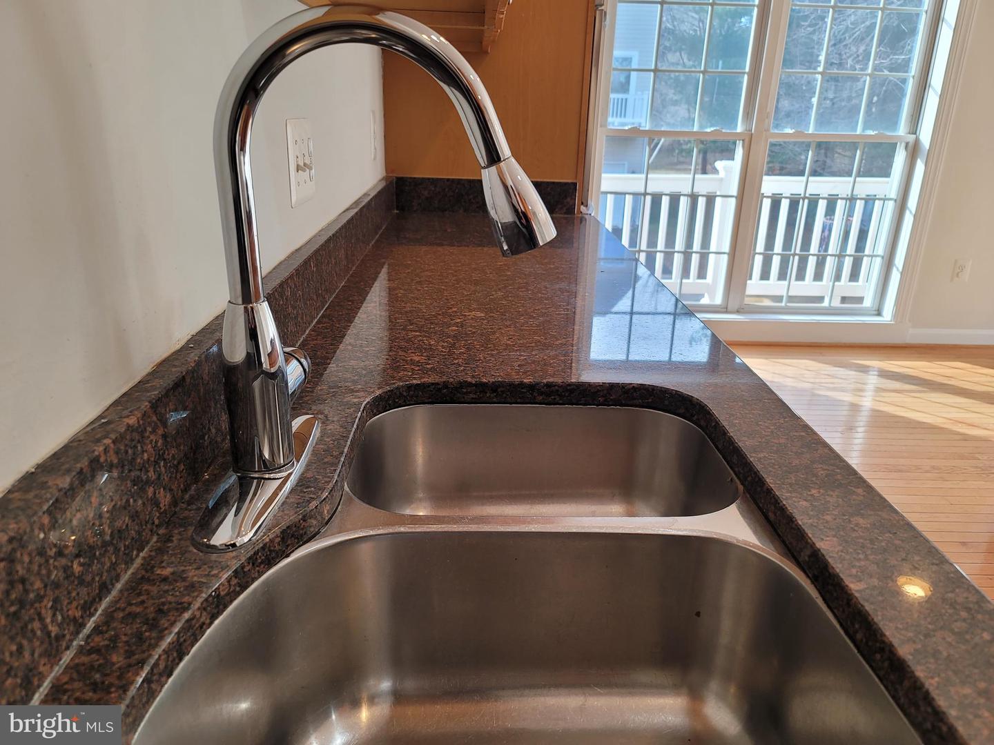 13660 LAVENDER MIST LN, CENTREVILLE, Virginia 20120, 3 Bedrooms Bedrooms, ,2 BathroomsBathrooms,Residential,For sale,13660 LAVENDER MIST LN,VAFX2285876 MLS # VAFX2285876