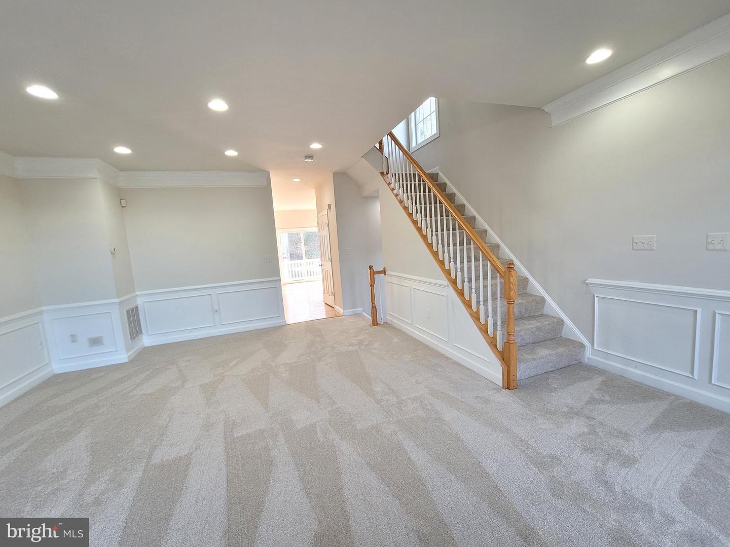 13660 LAVENDER MIST LN, CENTREVILLE, Virginia 20120, 3 Bedrooms Bedrooms, ,2 BathroomsBathrooms,Residential,For sale,13660 LAVENDER MIST LN,VAFX2285876 MLS # VAFX2285876