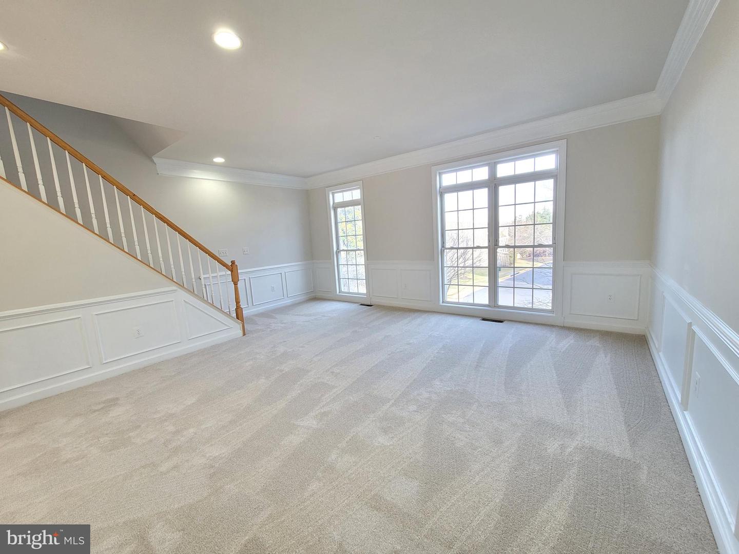 13660 LAVENDER MIST LN, CENTREVILLE, Virginia 20120, 3 Bedrooms Bedrooms, ,2 BathroomsBathrooms,Residential,For sale,13660 LAVENDER MIST LN,VAFX2285876 MLS # VAFX2285876