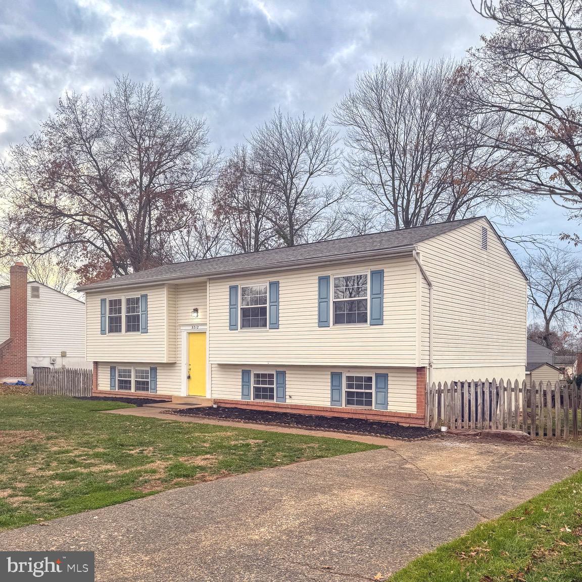 9212 LANDGREEN ST, MANASSAS, Virginia 20110, 4 Bedrooms Bedrooms, 6 Rooms Rooms,2 BathroomsBathrooms,Residential,For sale,9212 LANDGREEN ST,VAMN2009950 MLS # VAMN2009950