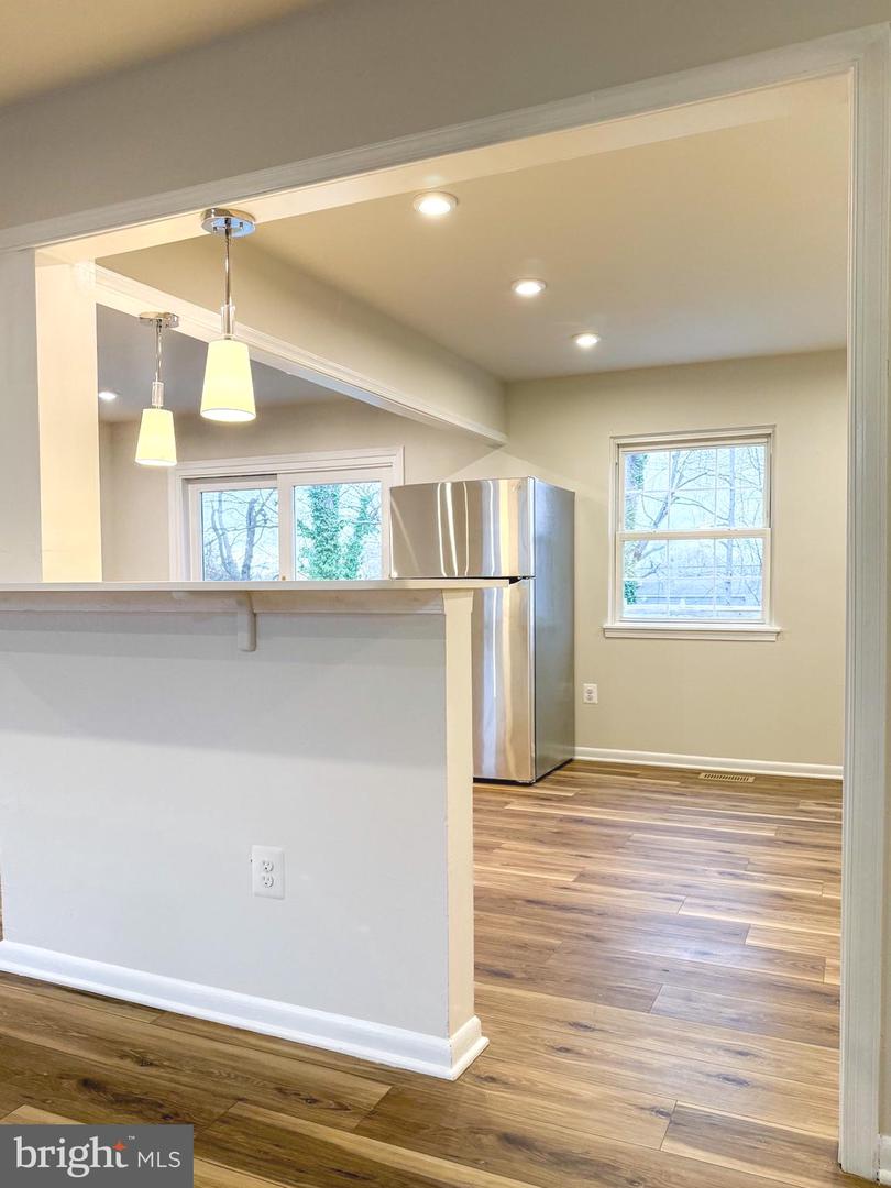 9212 LANDGREEN ST, MANASSAS, Virginia 20110, 4 Bedrooms Bedrooms, 6 Rooms Rooms,2 BathroomsBathrooms,Residential,For sale,9212 LANDGREEN ST,VAMN2009950 MLS # VAMN2009950