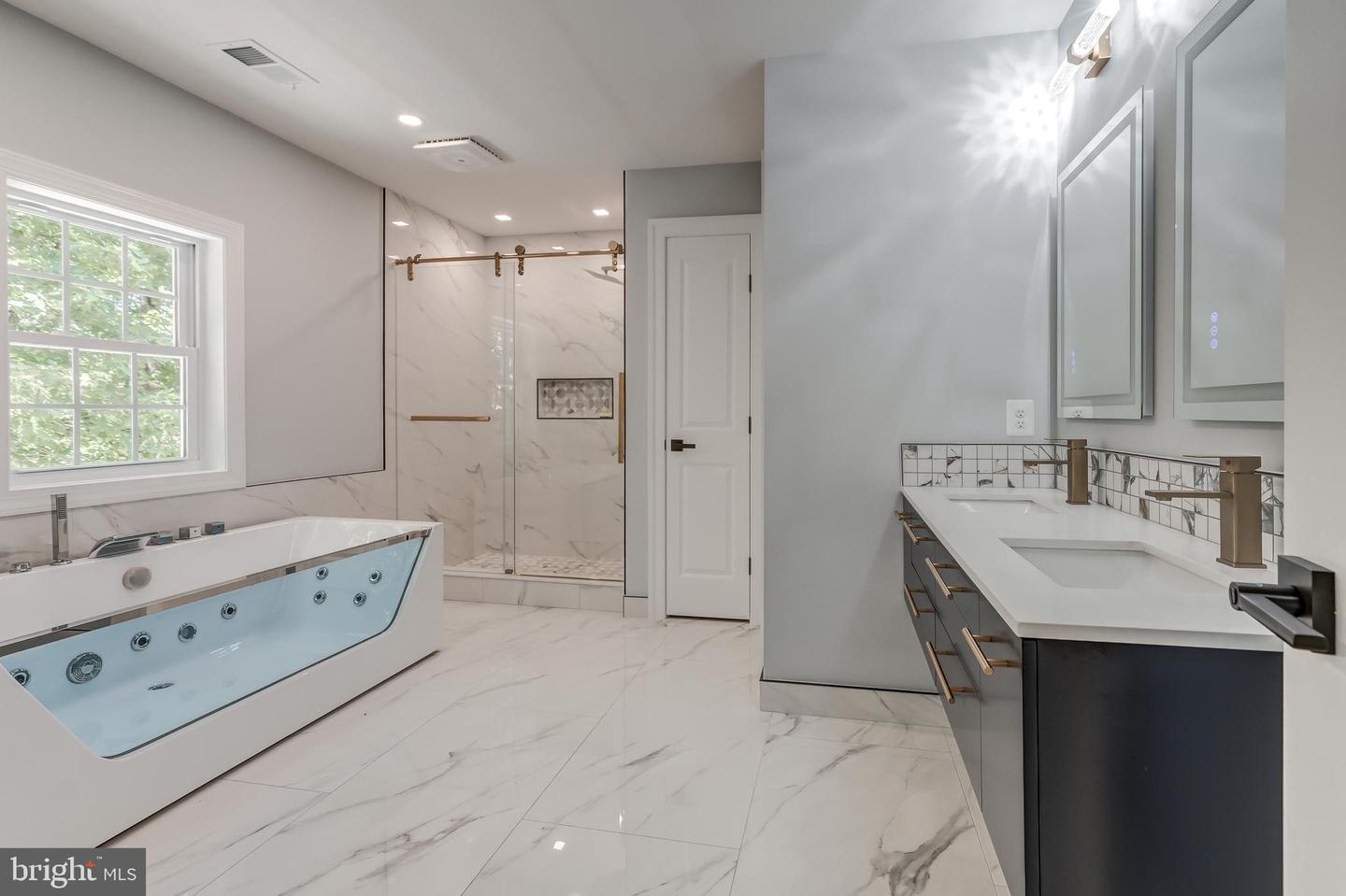 50 RETRIEVER CT, BUMPASS, Virginia 23024, 4 Bedrooms Bedrooms, 14 Rooms Rooms,3 BathroomsBathrooms,Residential,For sale,50 RETRIEVER CT,VALA2009154 MLS # VALA2009154