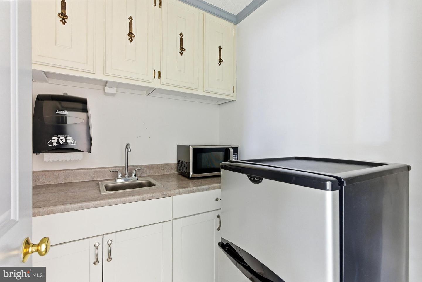 650 MILLWOOD AVE, WINCHESTER, Virginia 22601, ,Land,For sale,650 MILLWOOD AVE,VAWI2009736 MLS # VAWI2009736