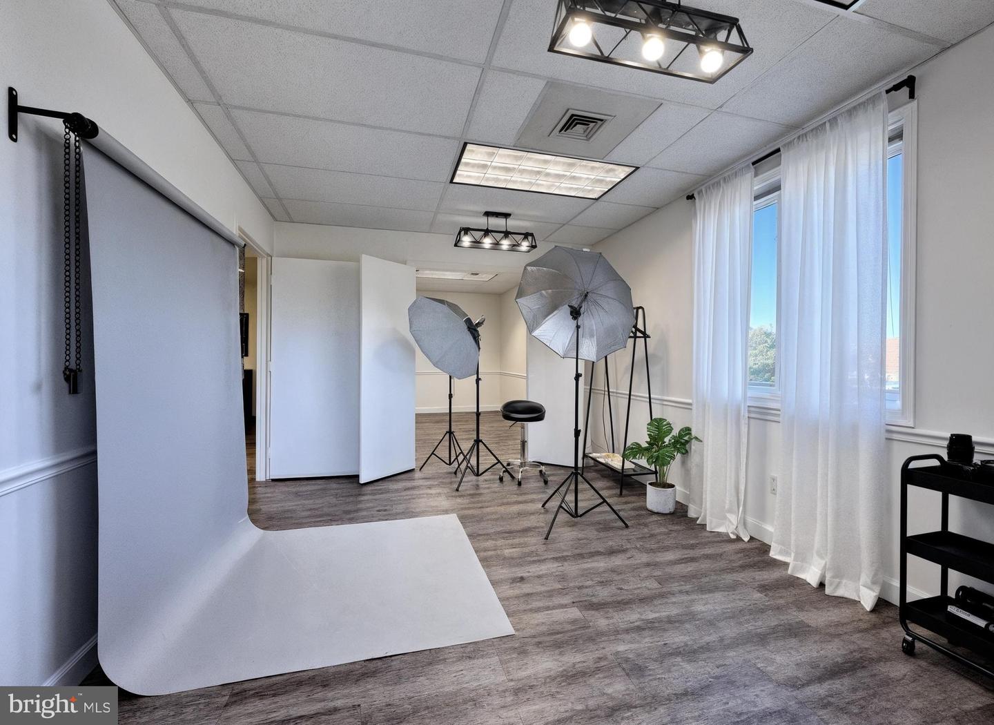 3935 UNIVERSITY DR, FAIRFAX, Virginia 22030, ,Land,For sale,3935 UNIVERSITY DR,VAFC2007666 MLS # VAFC2007666