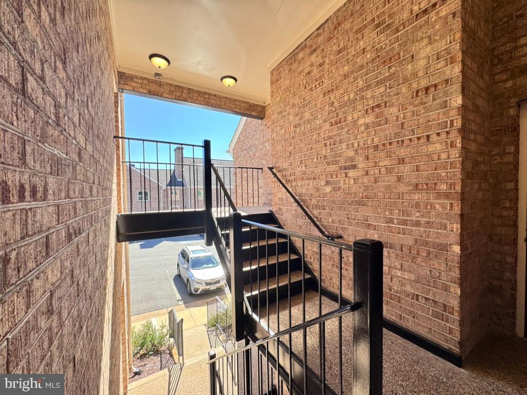 3935 UNIVERSITY DR, FAIRFAX, Virginia 22030, ,Land,For sale,3935 UNIVERSITY DR,VAFC2007666 MLS # VAFC2007666