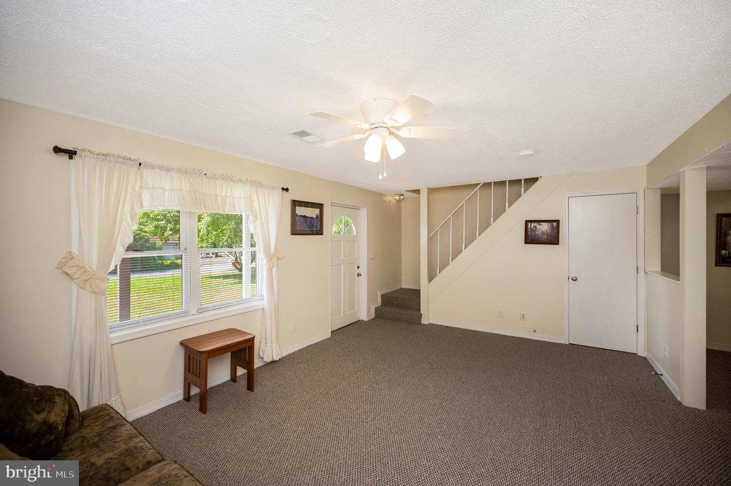 1406 LAKEVIEW PKWY, LOCUST GROVE, Virginia 22508, 3 Bedrooms Bedrooms, ,3 BathroomsBathrooms,Residential,For sale,1406 LAKEVIEW PKWY,VAOR2010030 MLS # VAOR2010030