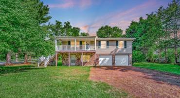 1406 LAKEVIEW PKWY, LOCUST GROVE, Virginia 22508, 3 Bedrooms Bedrooms, ,3 BathroomsBathrooms,Residential,For sale,1406 LAKEVIEW PKWY,VAOR2010030 MLS # VAOR2010030