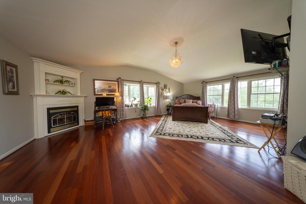 4179 FIERY RUN RD, LINDEN, Virginia, 5 Bedrooms Bedrooms, ,2 BathroomsBathrooms,Residential,4179 FIERY RUN RD,VAFQ2020140 MLS # VAFQ2020140