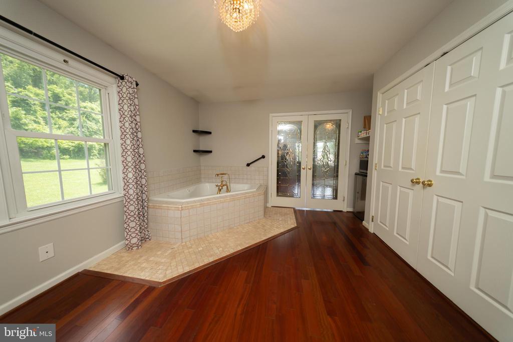 4179 FIERY RUN RD, LINDEN, Virginia, 5 Bedrooms Bedrooms, ,2 BathroomsBathrooms,Residential,4179 FIERY RUN RD,VAFQ2020140 MLS # VAFQ2020140