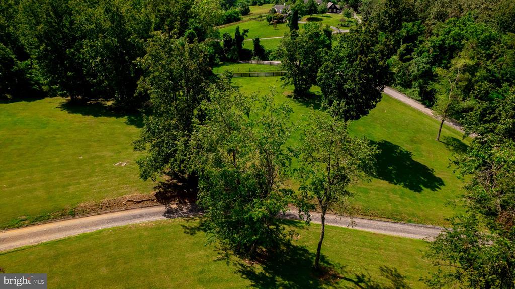 4179 FIERY RUN RD, LINDEN, Virginia, 5 Bedrooms Bedrooms, ,2 BathroomsBathrooms,Residential,4179 FIERY RUN RD,VAFQ2020140 MLS # VAFQ2020140