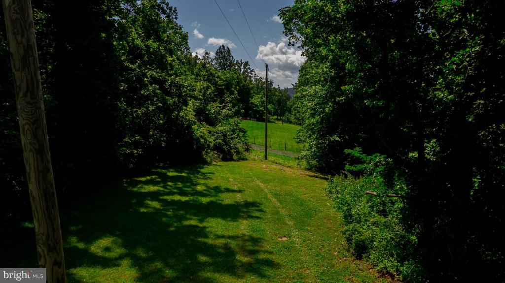 4179 FIERY RUN RD, LINDEN, Virginia, 5 Bedrooms Bedrooms, ,2 BathroomsBathrooms,Residential,4179 FIERY RUN RD,VAFQ2020140 MLS # VAFQ2020140