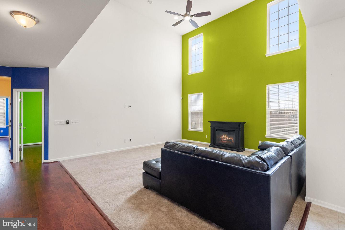 FREDERICKSBURG, Virginia 22405, 6 Bedrooms Bedrooms, 19 Rooms Rooms,4 BathroomsBathrooms,Residential,For sale,VAST2042766 MLS # VAST2042766