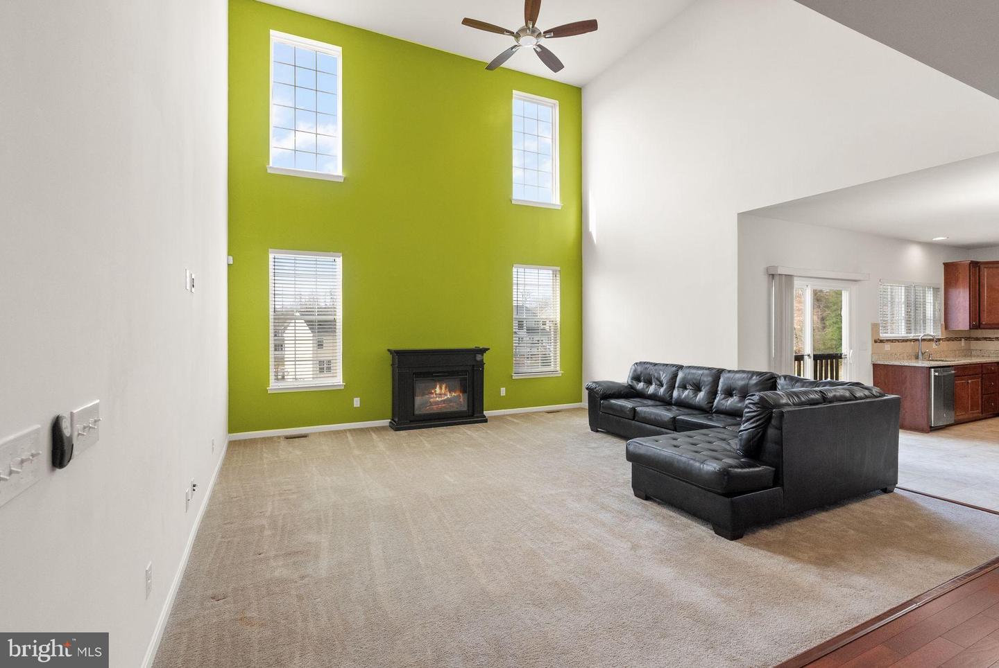 FREDERICKSBURG, Virginia 22405, 6 Bedrooms Bedrooms, 19 Rooms Rooms,4 BathroomsBathrooms,Residential,For sale,VAST2042766 MLS # VAST2042766