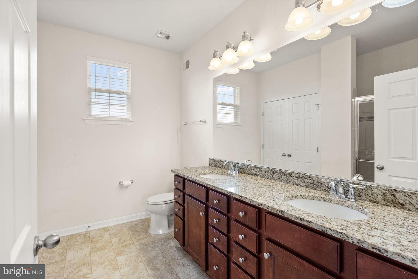 FREDERICKSBURG, Virginia 22405, 6 Bedrooms Bedrooms, 19 Rooms Rooms,4 BathroomsBathrooms,Residential,For sale,VAST2042766 MLS # VAST2042766