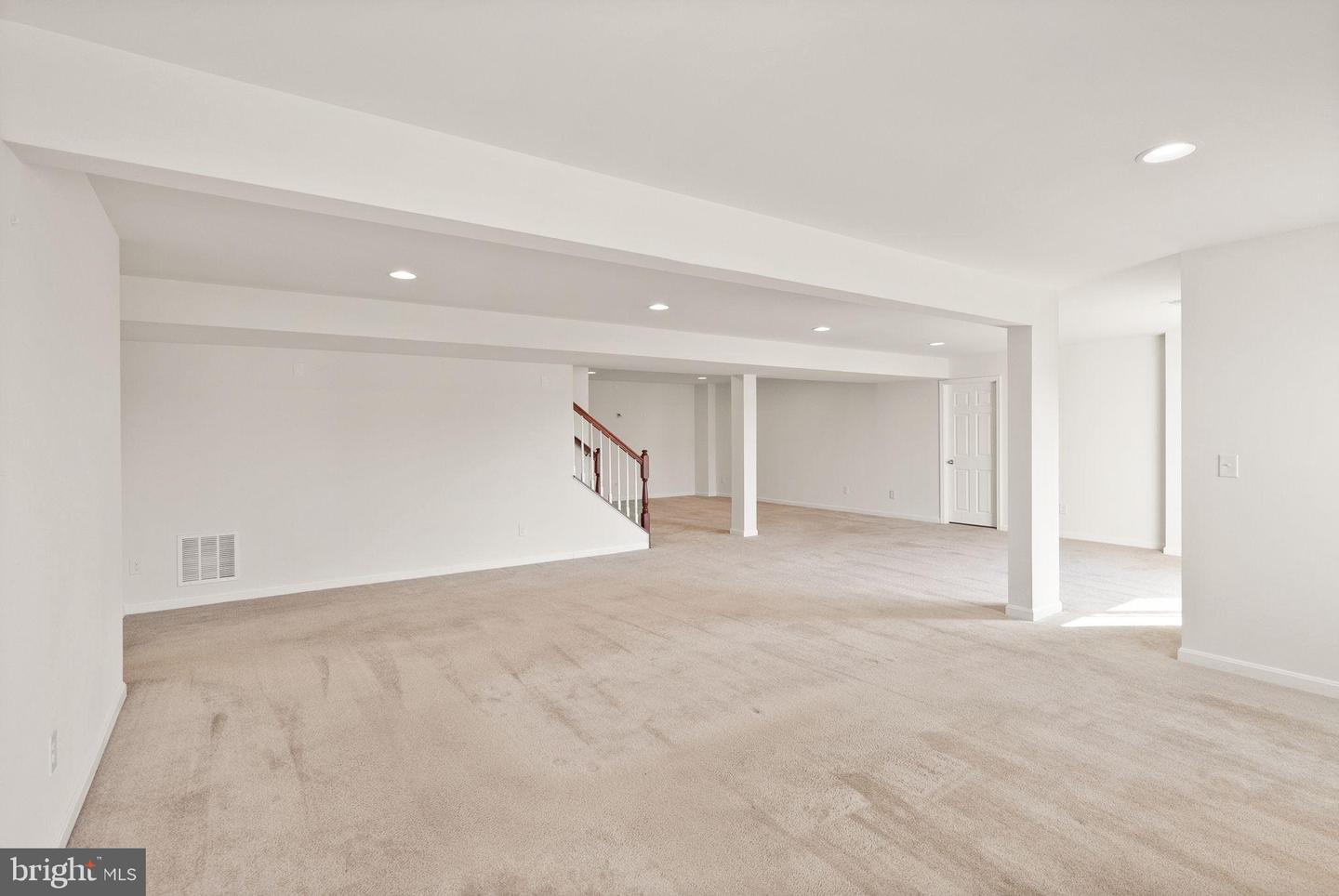 FREDERICKSBURG, Virginia 22405, 6 Bedrooms Bedrooms, 19 Rooms Rooms,4 BathroomsBathrooms,Residential,For sale,VAST2042766 MLS # VAST2042766