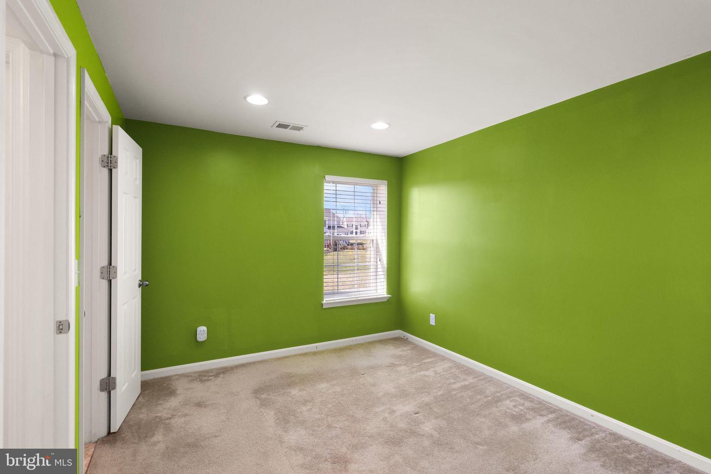 FREDERICKSBURG, Virginia 22405, 6 Bedrooms Bedrooms, 19 Rooms Rooms,4 BathroomsBathrooms,Residential,For sale,VAST2042766 MLS # VAST2042766