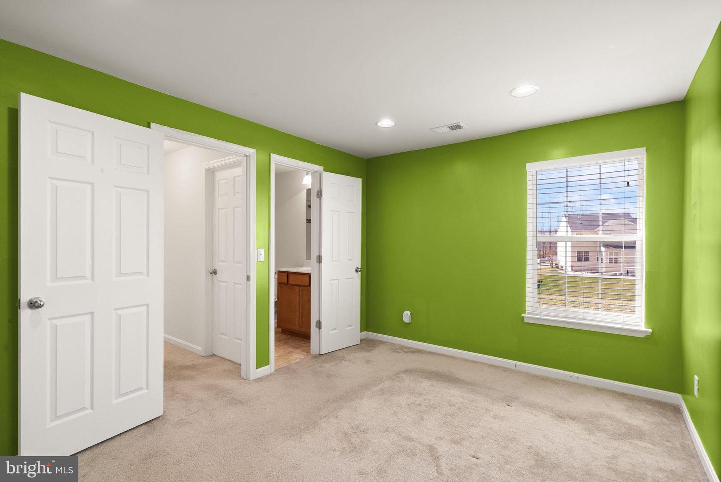 FREDERICKSBURG, Virginia 22405, 6 Bedrooms Bedrooms, 19 Rooms Rooms,4 BathroomsBathrooms,Residential,For sale,VAST2042766 MLS # VAST2042766