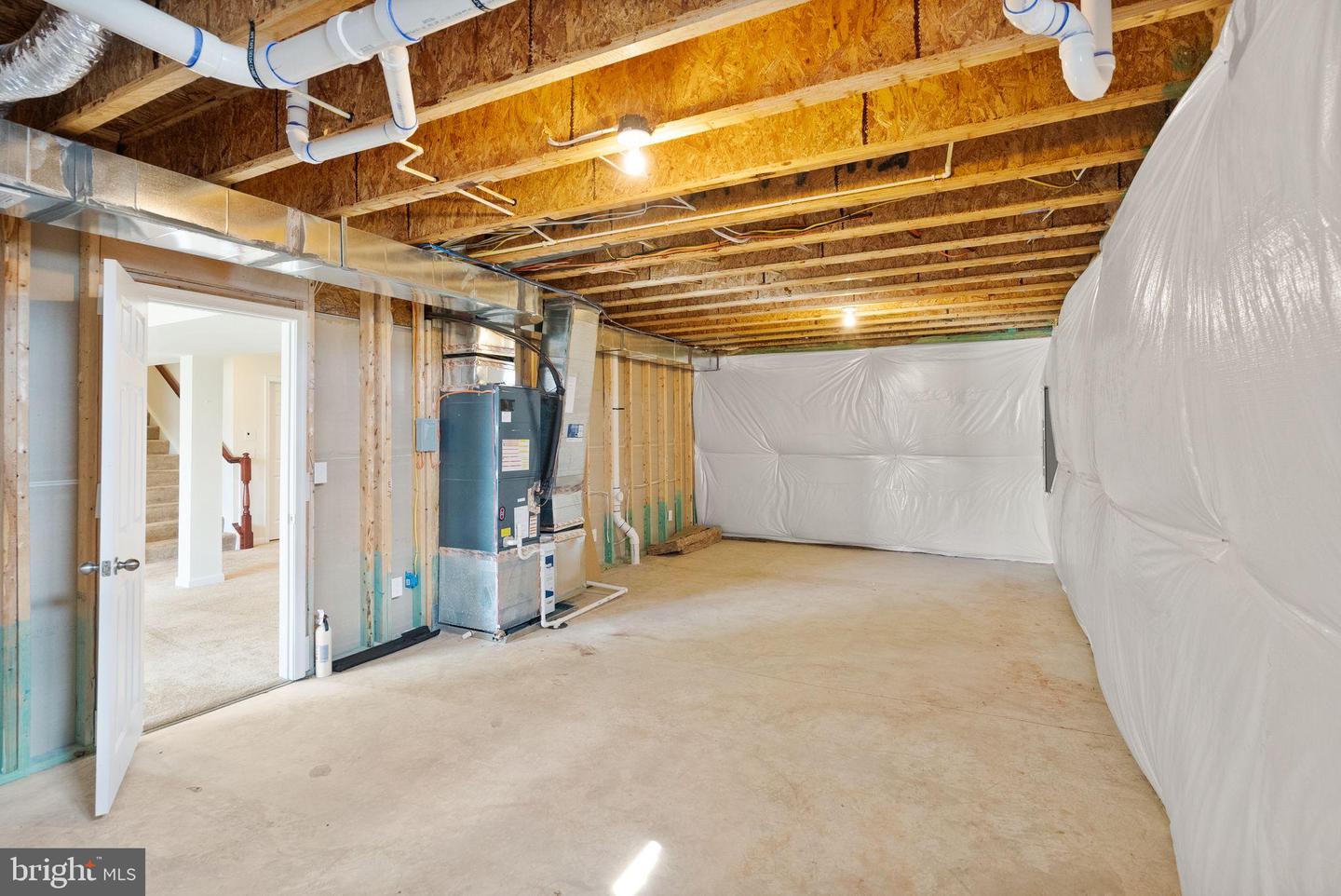 FREDERICKSBURG, Virginia 22405, 6 Bedrooms Bedrooms, 19 Rooms Rooms,4 BathroomsBathrooms,Residential,For sale,VAST2042766 MLS # VAST2042766