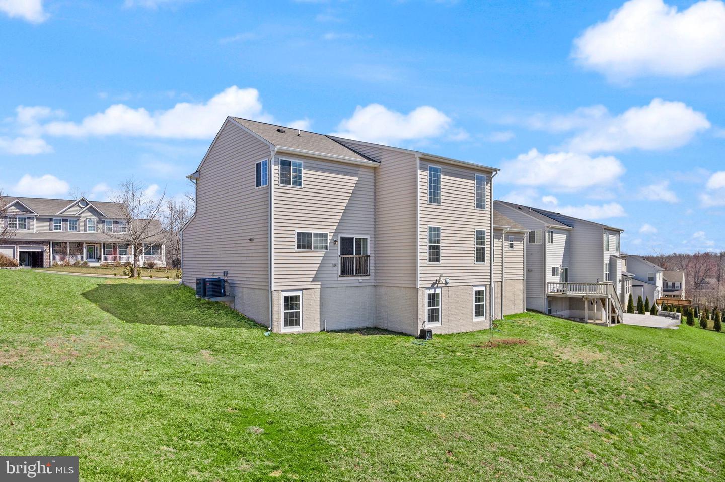 FREDERICKSBURG, Virginia 22405, 6 Bedrooms Bedrooms, 19 Rooms Rooms,4 BathroomsBathrooms,Residential,For sale,VAST2042766 MLS # VAST2042766