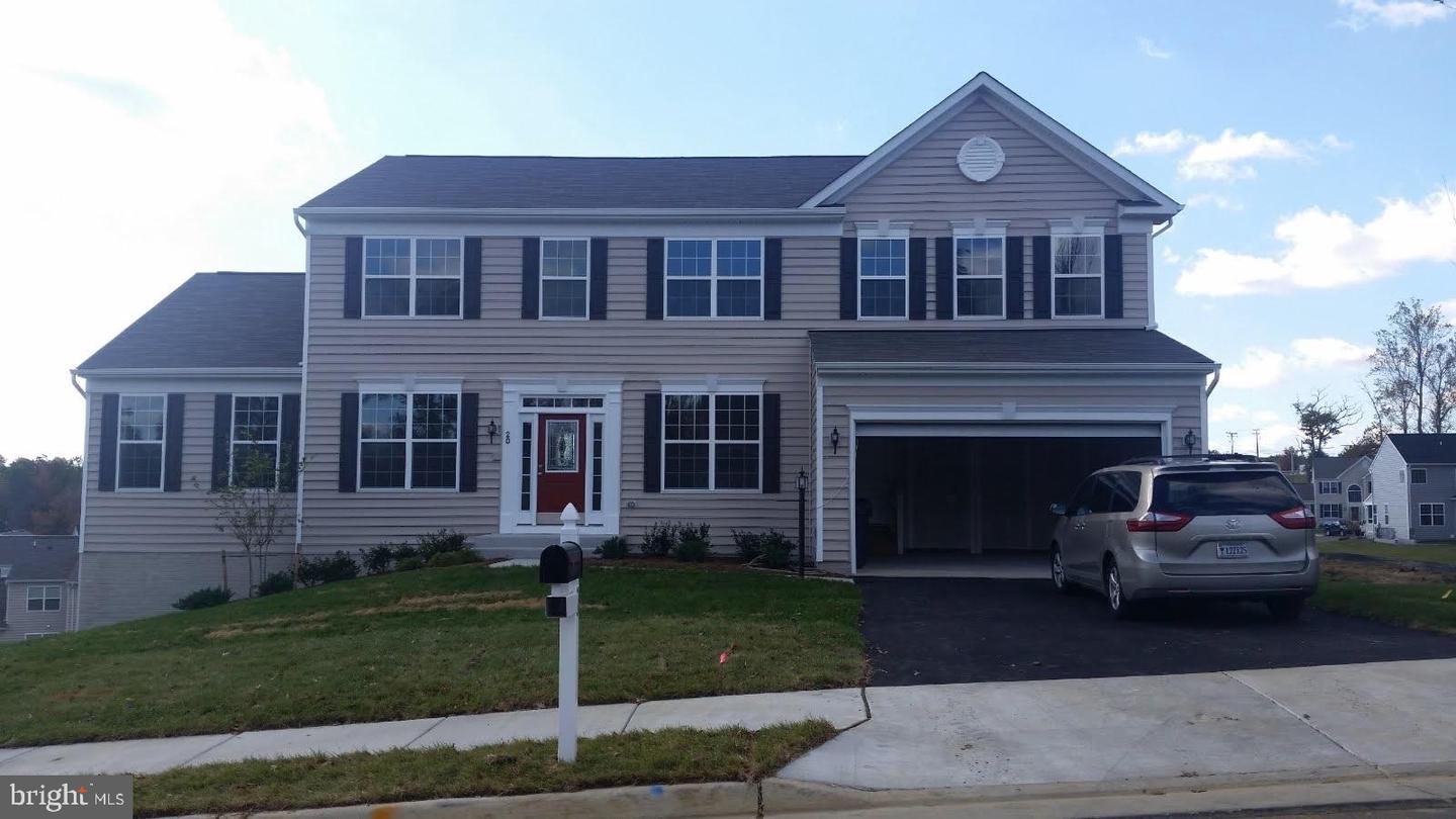 FREDERICKSBURG, Virginia 22405, 6 Bedrooms Bedrooms, 19 Rooms Rooms,4 BathroomsBathrooms,Residential,For sale,VAST2042766 MLS # VAST2042766