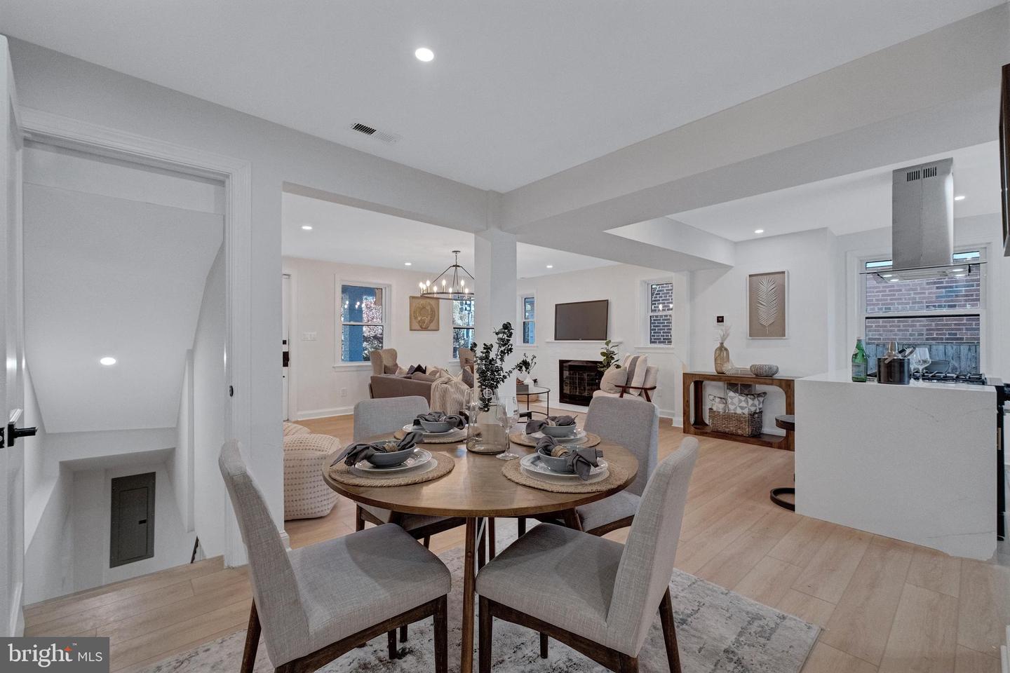 5520 NORTH CAPITOL ST NW, WASHINGTON, District Of Columbia 20011, 4 Bedrooms Bedrooms, ,3 BathroomsBathrooms,Residential,For sale,5520 NORTH CAPITOL ST NW,DCDC2228632 MLS # DCDC2228632