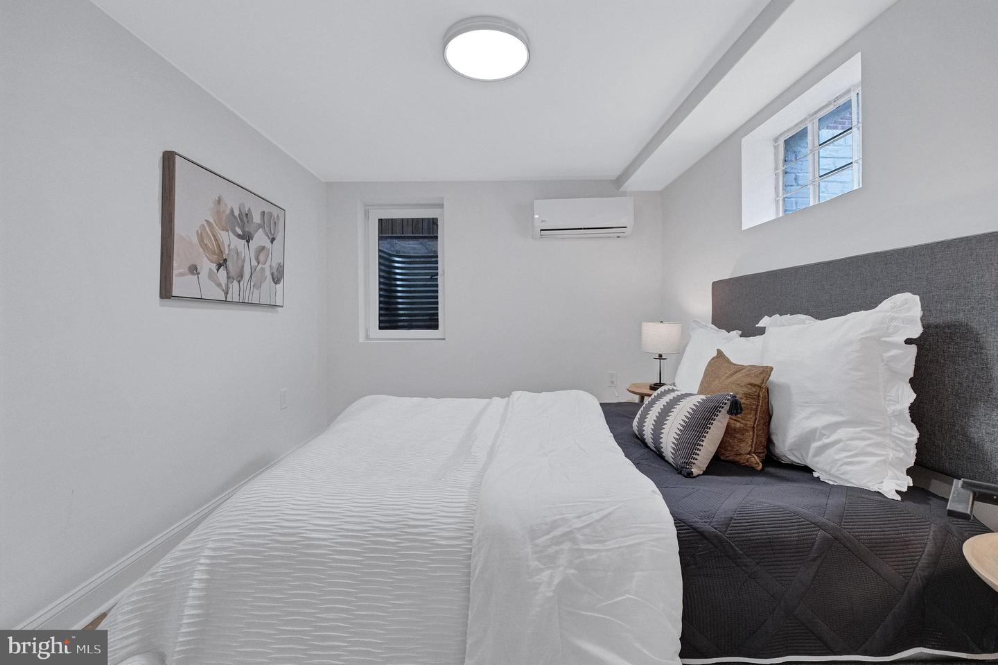 5520 NORTH CAPITOL ST NW, WASHINGTON, District Of Columbia 20011, 4 Bedrooms Bedrooms, ,3 BathroomsBathrooms,Residential,For sale,5520 NORTH CAPITOL ST NW,DCDC2228632 MLS # DCDC2228632