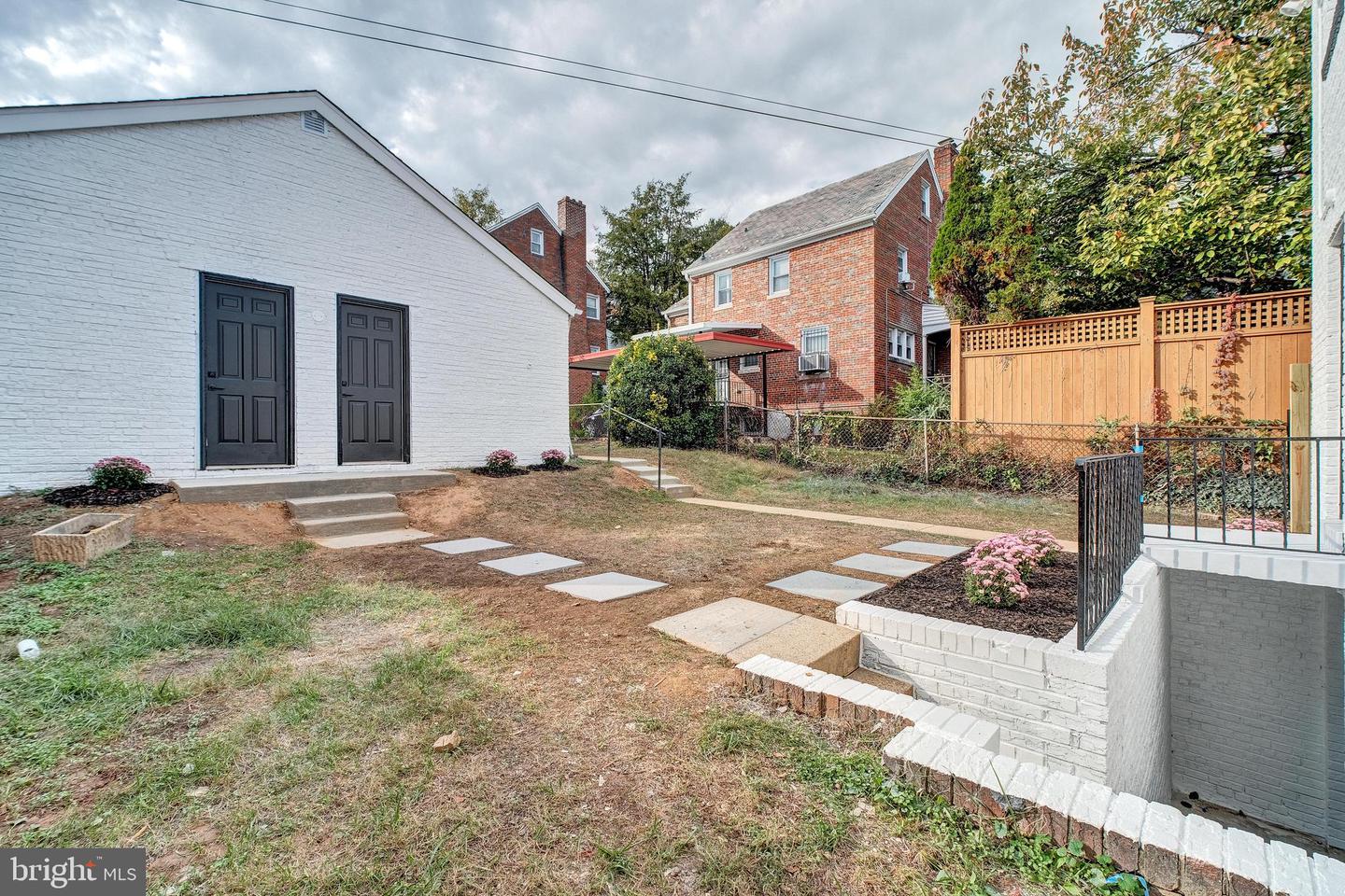 5520 NORTH CAPITOL ST NW, WASHINGTON, District Of Columbia 20011, 4 Bedrooms Bedrooms, ,3 BathroomsBathrooms,Residential,For sale,5520 NORTH CAPITOL ST NW,DCDC2228632 MLS # DCDC2228632