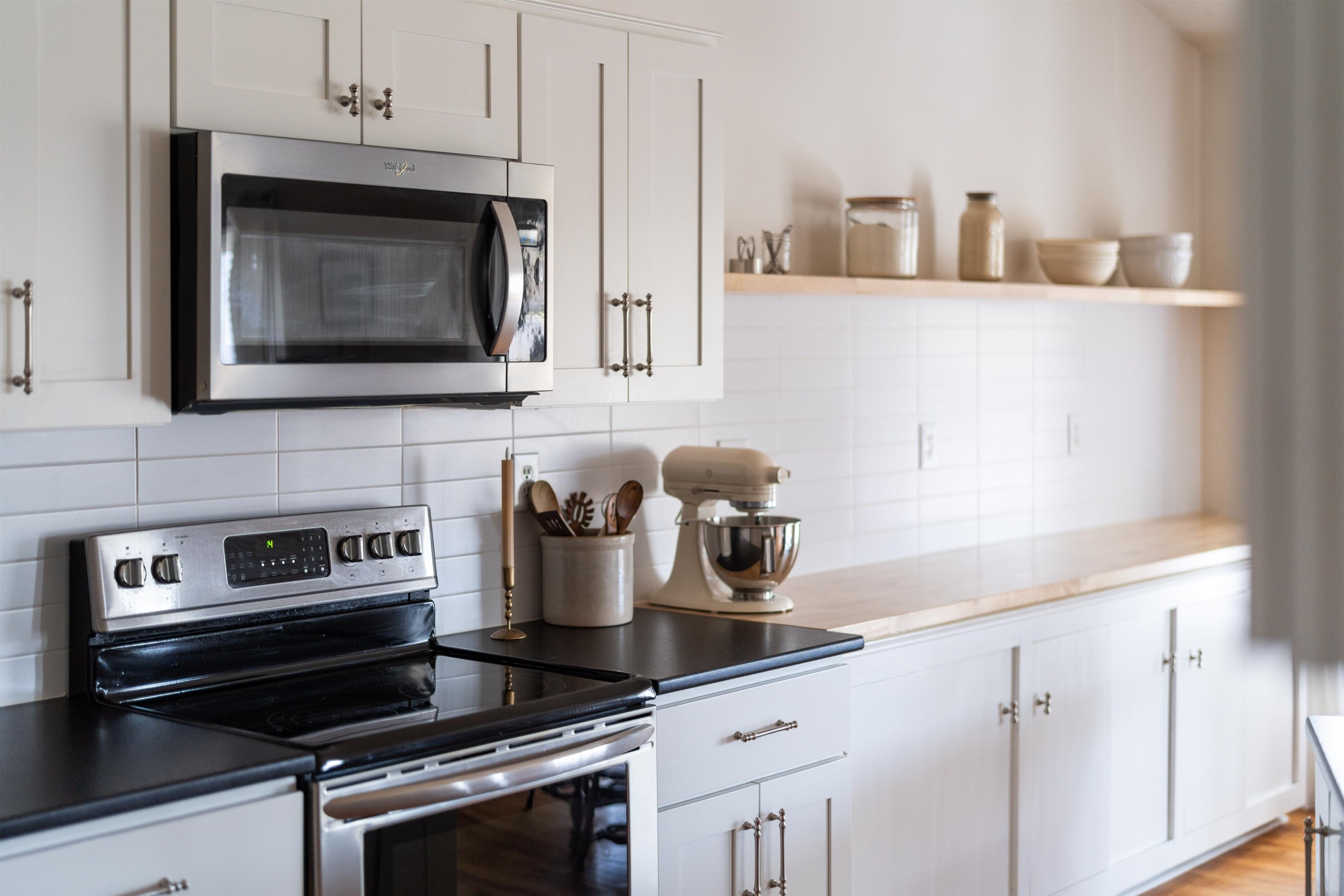 200 BEDFORD RD, WAYNESBORO, Virginia 22980, 5 Bedrooms Bedrooms, ,3 BathroomsBathrooms,Residential,200 BEDFORD RD,671171 MLS # 671171