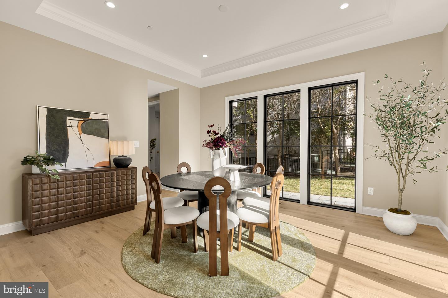 2733 CHESAPEAKE ST NW, WASHINGTON, District Of Columbia 20008, 6 Bedrooms Bedrooms, ,6 BathroomsBathrooms,Residential,For sale,2733 CHESAPEAKE ST NW,DCDC2229070 MLS # DCDC2229070