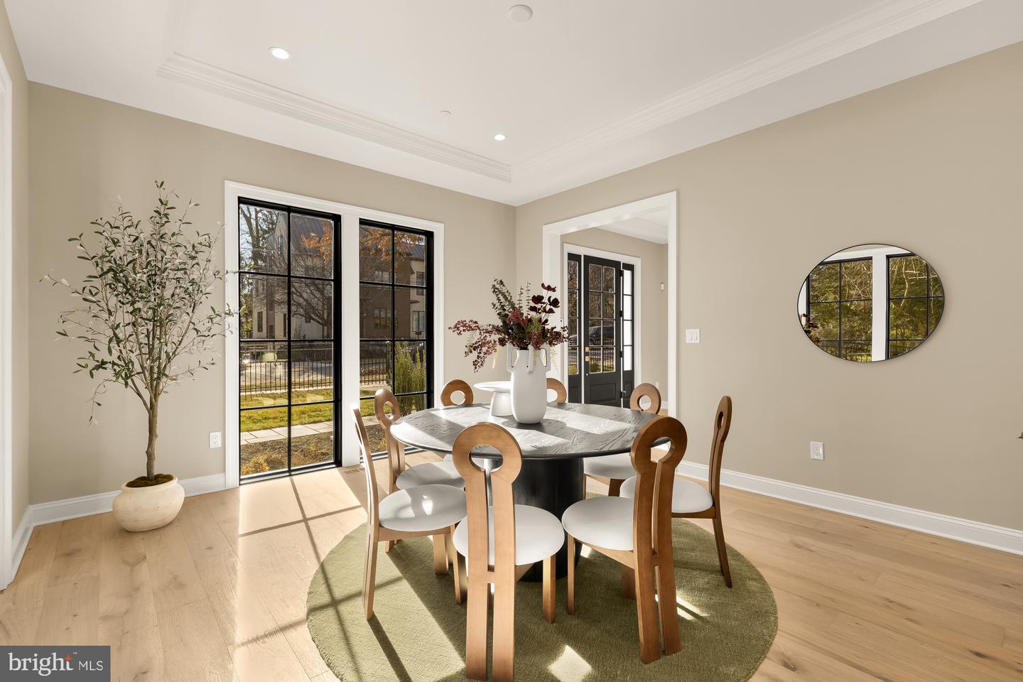 2733 CHESAPEAKE ST NW, WASHINGTON, District Of Columbia 20008, 6 Bedrooms Bedrooms, ,6 BathroomsBathrooms,Residential,For sale,2733 CHESAPEAKE ST NW,DCDC2229070 MLS # DCDC2229070