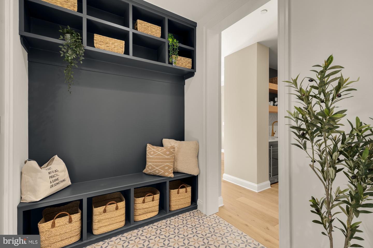 2733 CHESAPEAKE ST NW, WASHINGTON, District Of Columbia 20008, 6 Bedrooms Bedrooms, ,6 BathroomsBathrooms,Residential,For sale,2733 CHESAPEAKE ST NW,DCDC2229070 MLS # DCDC2229070