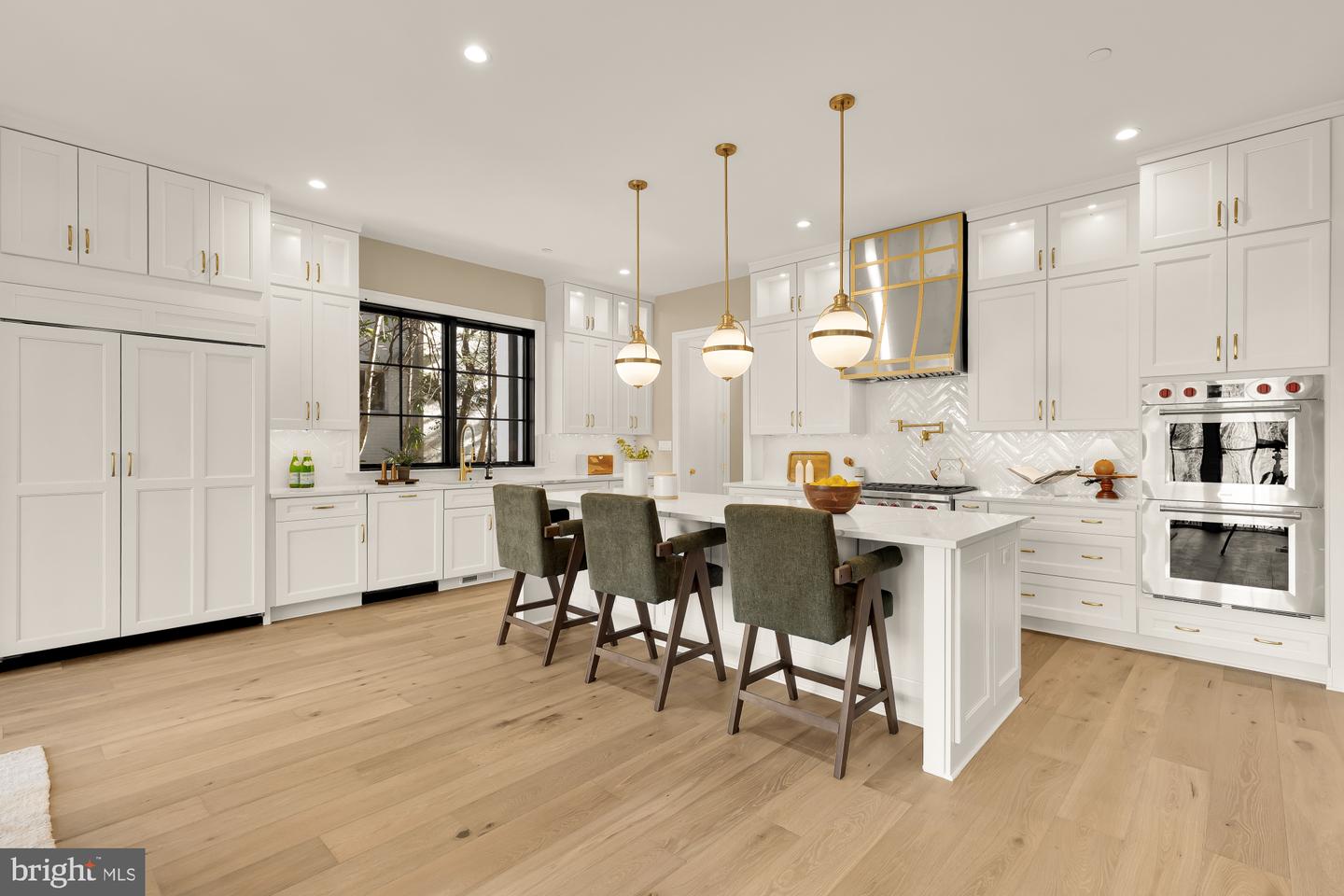 2733 CHESAPEAKE ST NW, WASHINGTON, District Of Columbia 20008, 6 Bedrooms Bedrooms, ,6 BathroomsBathrooms,Residential,For sale,2733 CHESAPEAKE ST NW,DCDC2229070 MLS # DCDC2229070