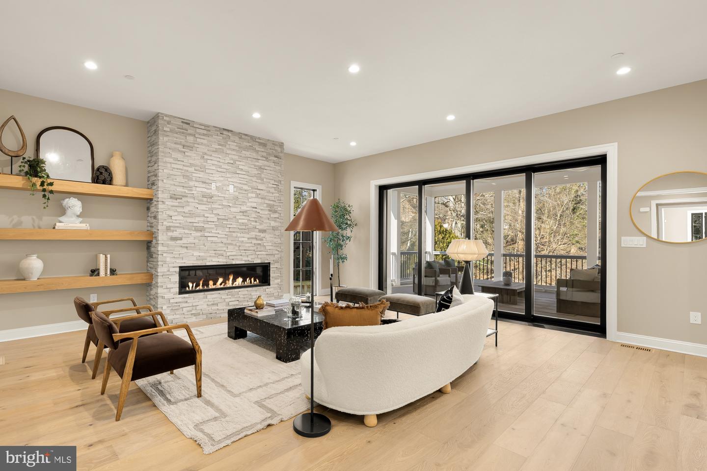 2733 CHESAPEAKE ST NW, WASHINGTON, District Of Columbia 20008, 6 Bedrooms Bedrooms, ,6 BathroomsBathrooms,Residential,For sale,2733 CHESAPEAKE ST NW,DCDC2229070 MLS # DCDC2229070