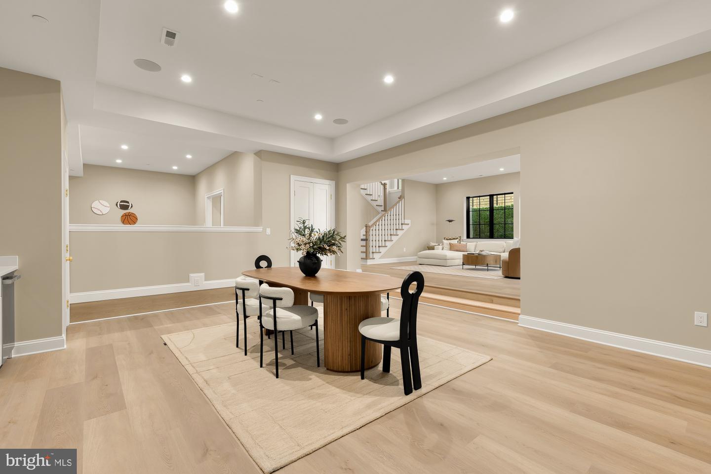 2733 CHESAPEAKE ST NW, WASHINGTON, District Of Columbia 20008, 6 Bedrooms Bedrooms, ,6 BathroomsBathrooms,Residential,For sale,2733 CHESAPEAKE ST NW,DCDC2229070 MLS # DCDC2229070