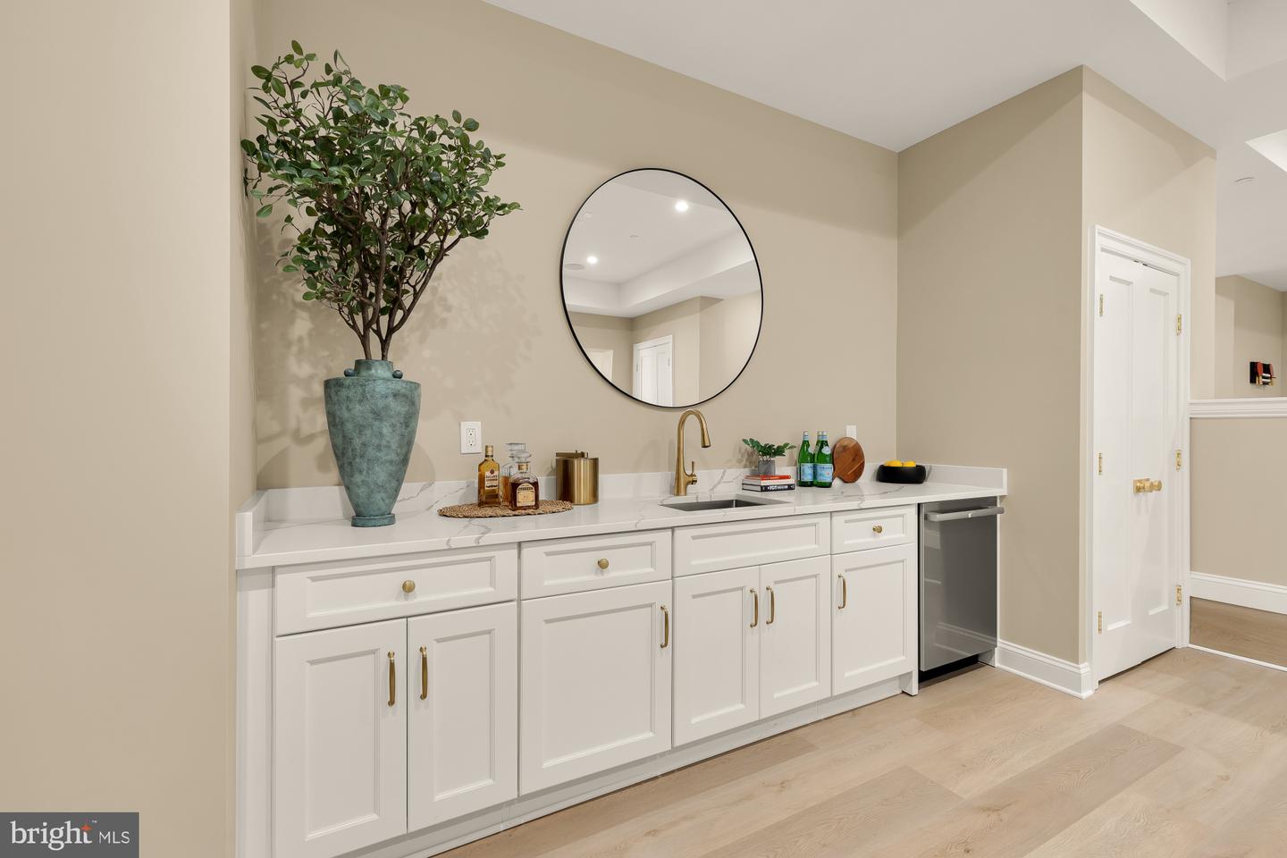 2733 CHESAPEAKE ST NW, WASHINGTON, District Of Columbia 20008, 6 Bedrooms Bedrooms, ,6 BathroomsBathrooms,Residential,For sale,2733 CHESAPEAKE ST NW,DCDC2229070 MLS # DCDC2229070