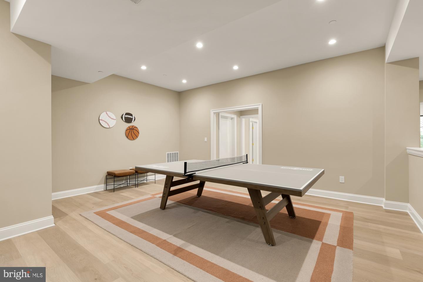 2733 CHESAPEAKE ST NW, WASHINGTON, District Of Columbia 20008, 6 Bedrooms Bedrooms, ,6 BathroomsBathrooms,Residential,For sale,2733 CHESAPEAKE ST NW,DCDC2229070 MLS # DCDC2229070