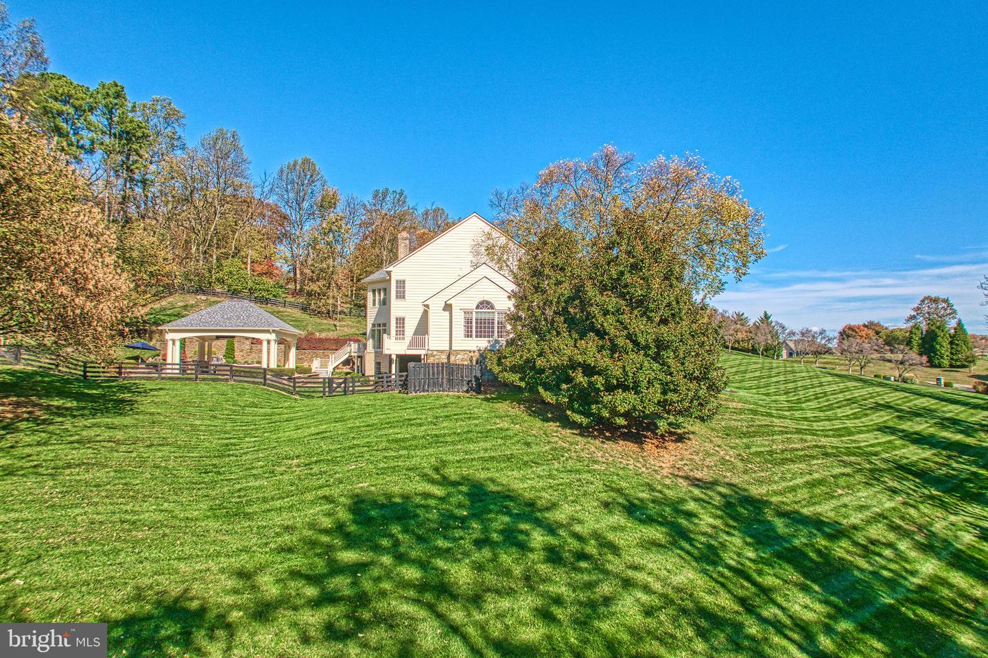 40521 TIM TAM CT, LEESBURG, Virginia 20176, 5 Bedrooms Bedrooms, ,6 BathroomsBathrooms,Residential,For sale,40521 TIM TAM CT,VALO2110670 MLS # VALO2110670