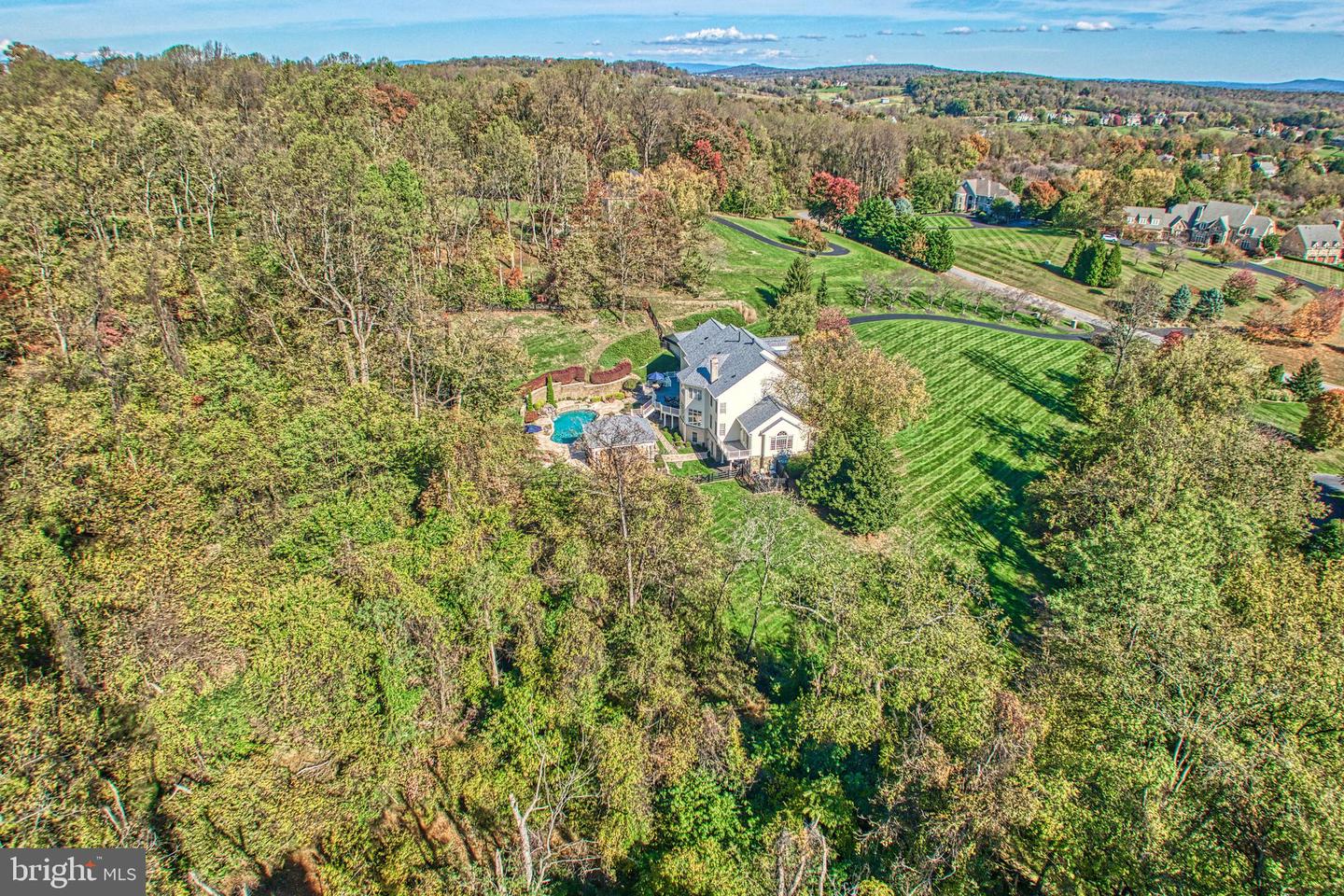 40521 TIM TAM CT, LEESBURG, Virginia 20176, 5 Bedrooms Bedrooms, ,6 BathroomsBathrooms,Residential,For sale,40521 TIM TAM CT,VALO2110670 MLS # VALO2110670