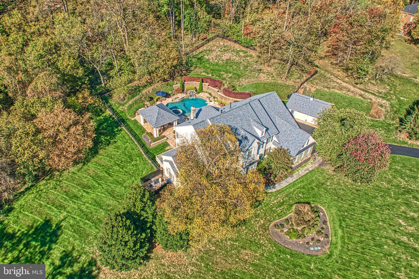 40521 TIM TAM CT, LEESBURG, Virginia 20176, 5 Bedrooms Bedrooms, ,6 BathroomsBathrooms,Residential,For sale,40521 TIM TAM CT,VALO2110670 MLS # VALO2110670