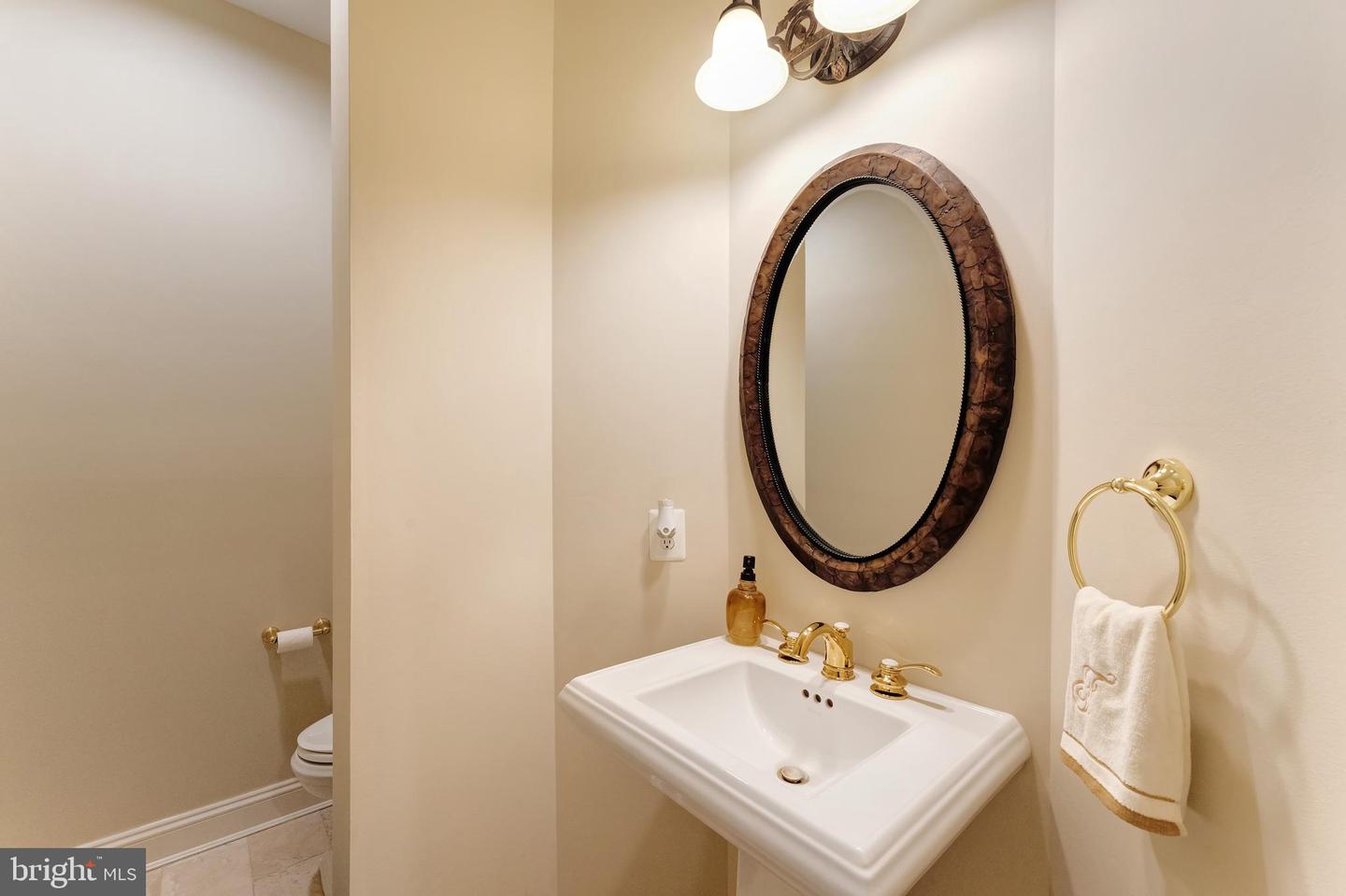 40521 TIM TAM CT, LEESBURG, Virginia 20176, 5 Bedrooms Bedrooms, ,6 BathroomsBathrooms,Residential,For sale,40521 TIM TAM CT,VALO2110670 MLS # VALO2110670