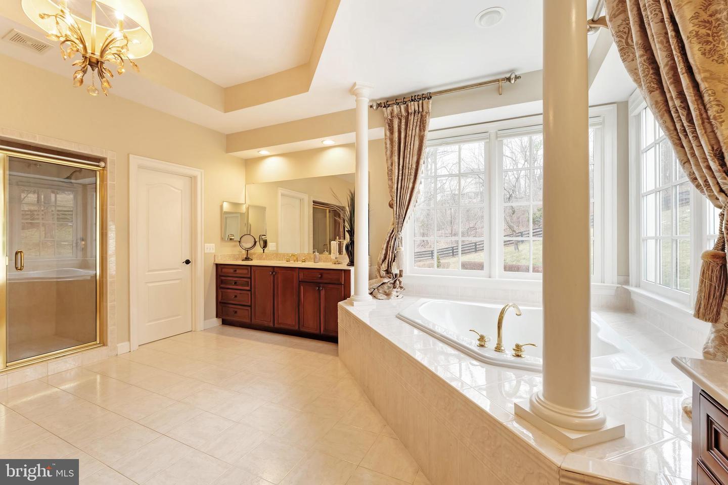 40521 TIM TAM CT, LEESBURG, Virginia 20176, 5 Bedrooms Bedrooms, ,6 BathroomsBathrooms,Residential,For sale,40521 TIM TAM CT,VALO2110670 MLS # VALO2110670