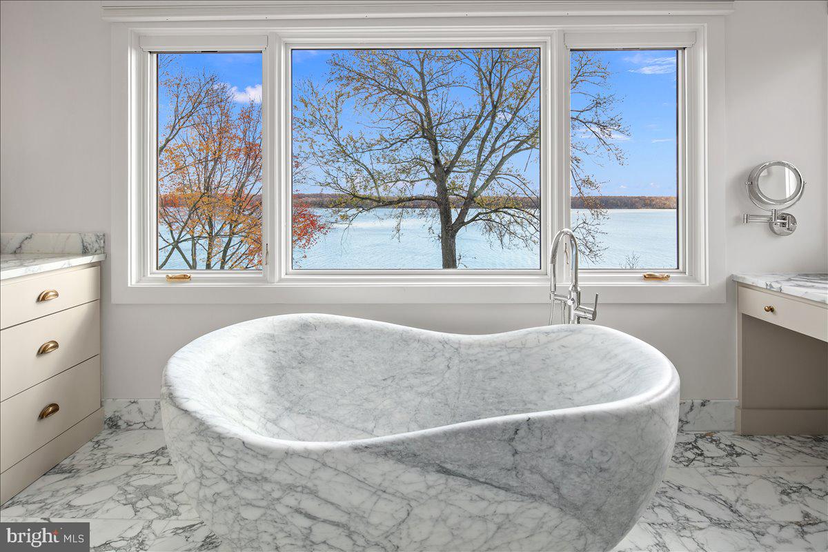 3903 BELLE RIVE TER, ALEXANDRIA, Virginia 22309, 6 Bedrooms Bedrooms, ,5 BathroomsBathrooms,Residential,For sale,3903 BELLE RIVE TER,VAFX2278978 MLS # VAFX2278978