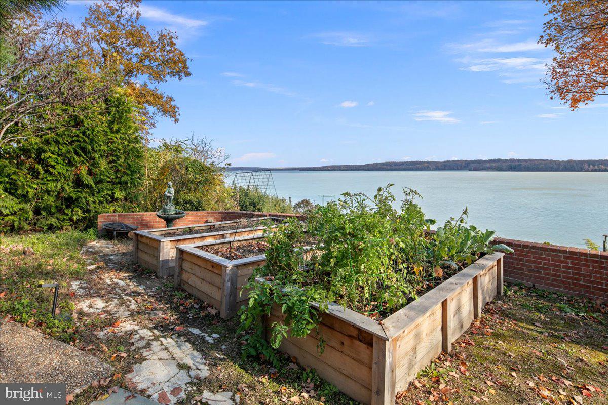 3903 BELLE RIVE TER, ALEXANDRIA, Virginia 22309, 6 Bedrooms Bedrooms, ,5 BathroomsBathrooms,Residential,For sale,3903 BELLE RIVE TER,VAFX2278978 MLS # VAFX2278978