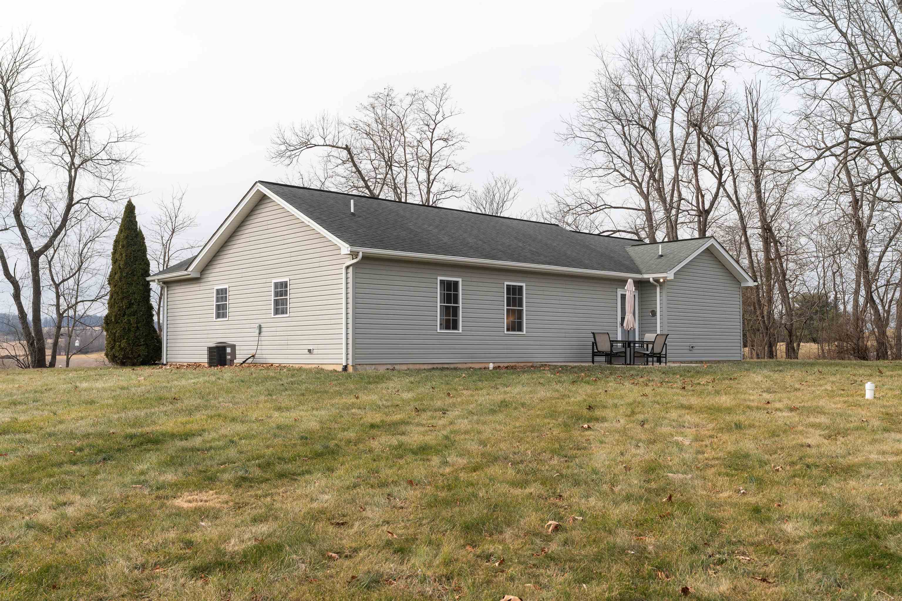 331 STONE BRANCH RD, STAUNTON, Virginia 24401, 3 Bedrooms Bedrooms, ,2 BathroomsBathrooms,Residential,331 STONE BRANCH RD,672484 MLS # 672484